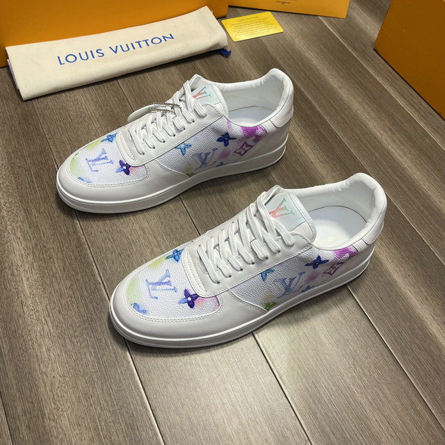 men LV shoes-198